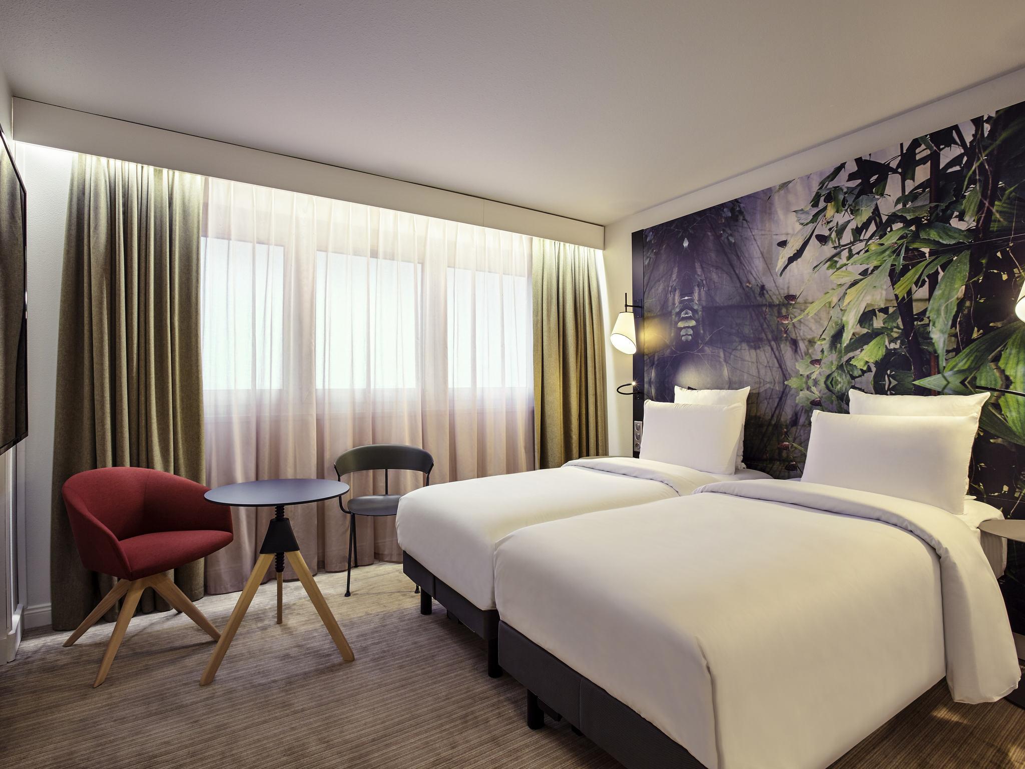 Mercure Paris La Defense Grande Arche Нантерр Экстерьер фото