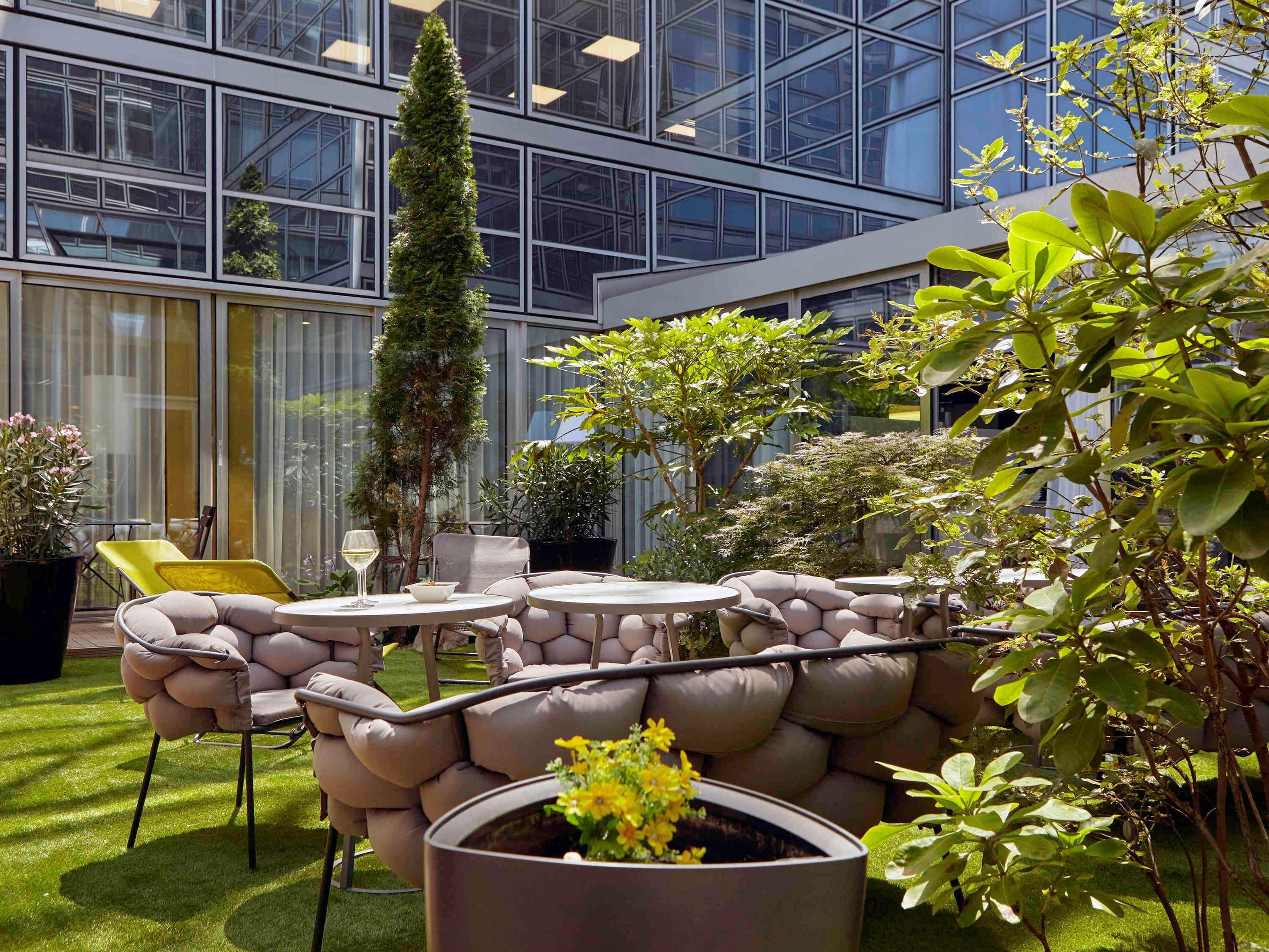 Mercure Paris La Defense Grande Arche Нантерр Экстерьер фото