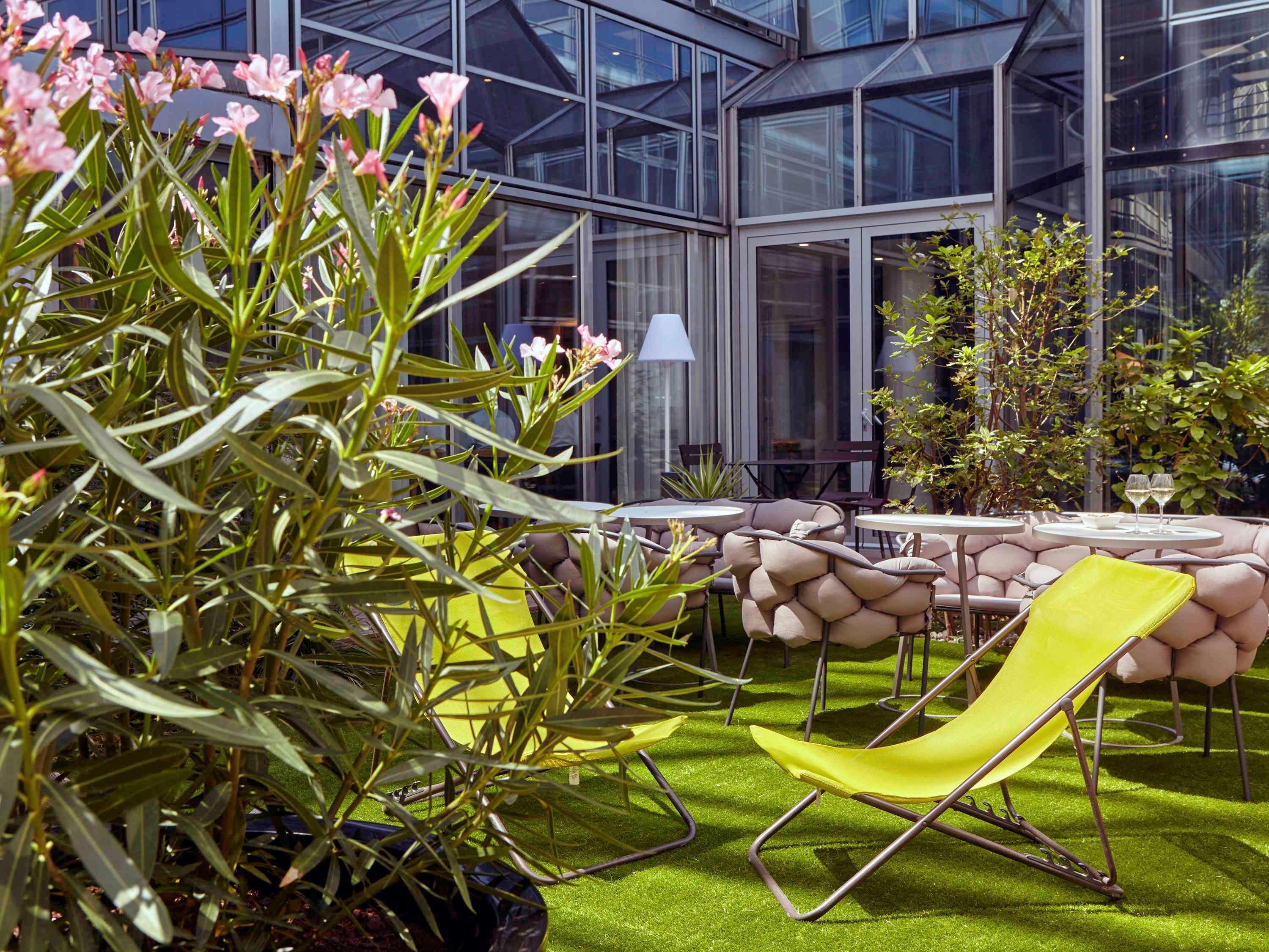 Mercure Paris La Defense Grande Arche Нантерр Экстерьер фото