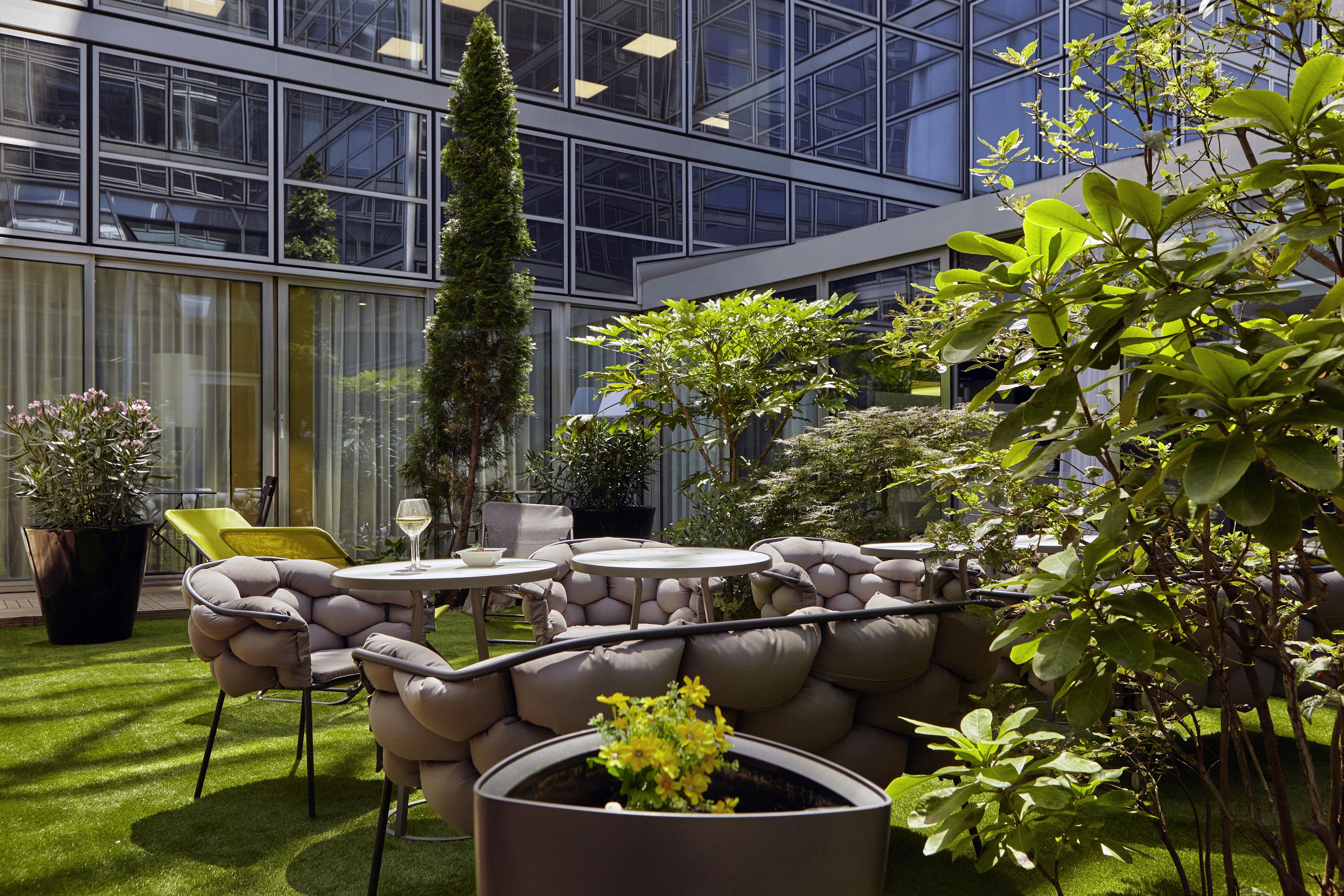 Mercure Paris La Defense Grande Arche Нантерр Экстерьер фото