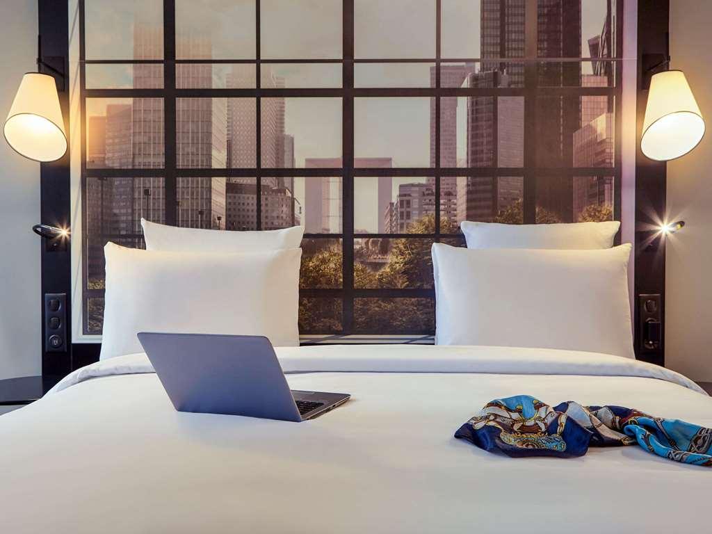 Mercure Paris La Defense Grande Arche Нантерр Экстерьер фото