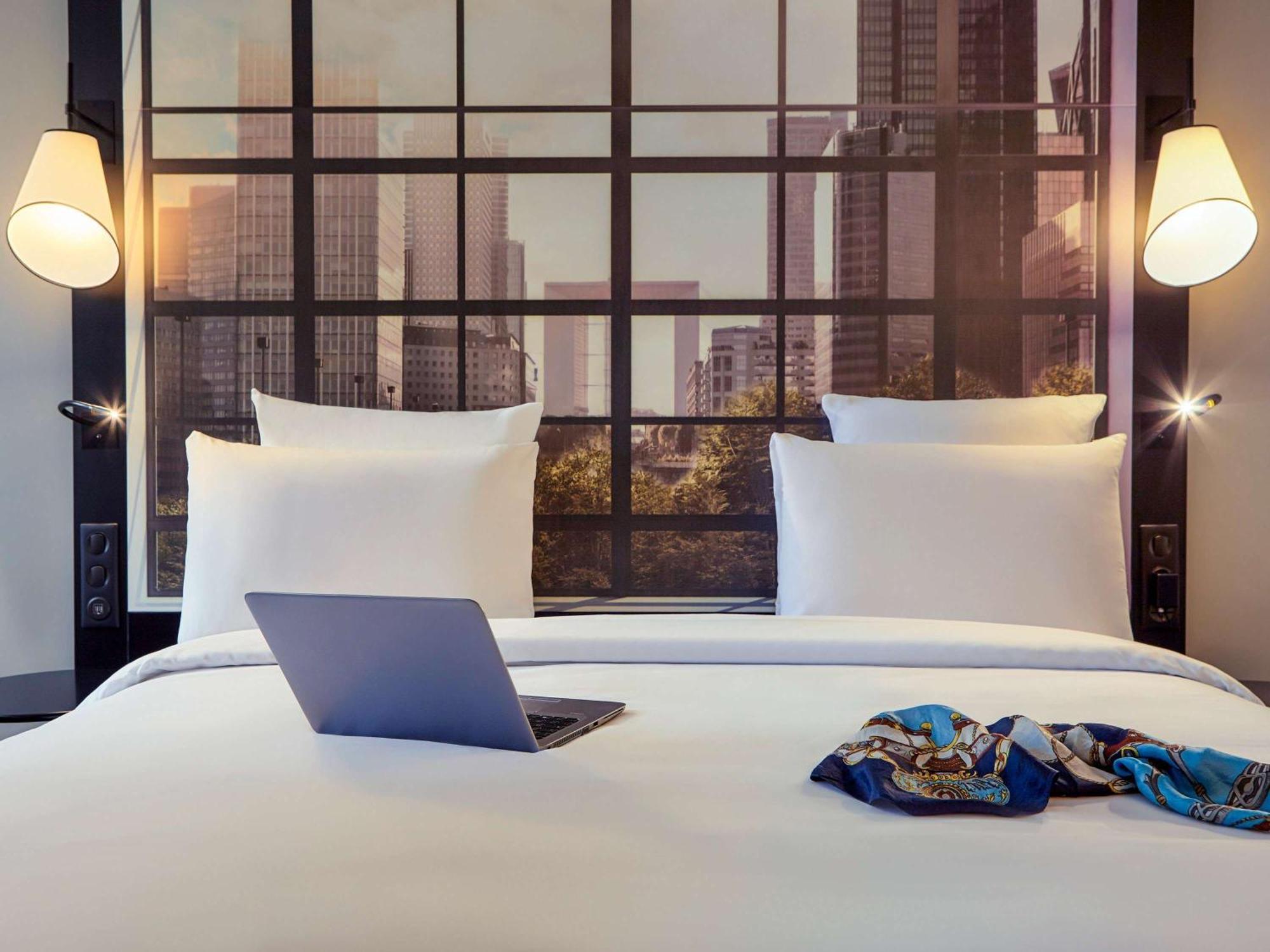Mercure Paris La Defense Grande Arche Нантерр Экстерьер фото