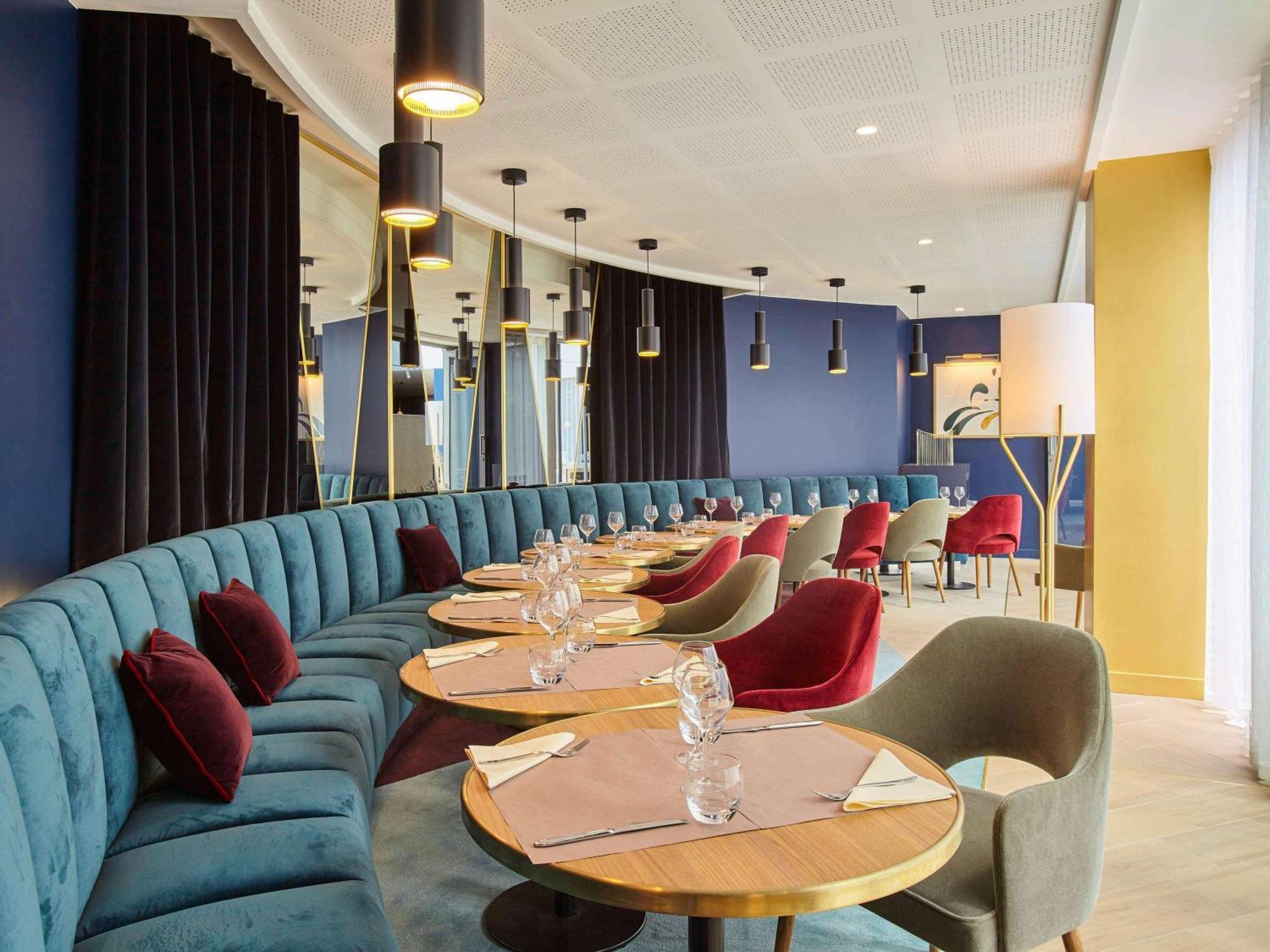 Mercure Paris La Defense Grande Arche Нантерр Экстерьер фото