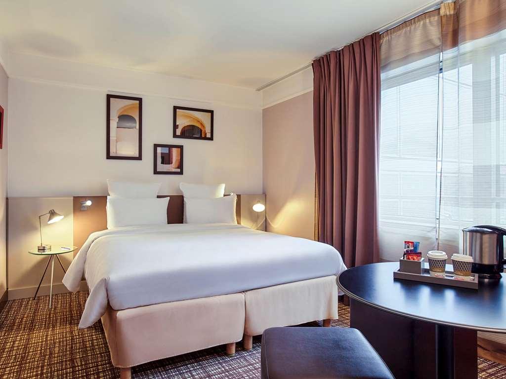 Mercure Paris La Defense Grande Arche Нантерр Номер фото